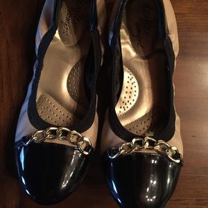 Classy and Comfortable Scrunch Flats